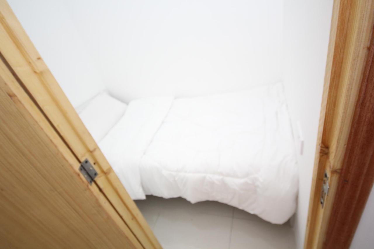 Cozy Rooms And Small Partitions For Men Guests In ดูไบ ภายนอก รูปภาพ