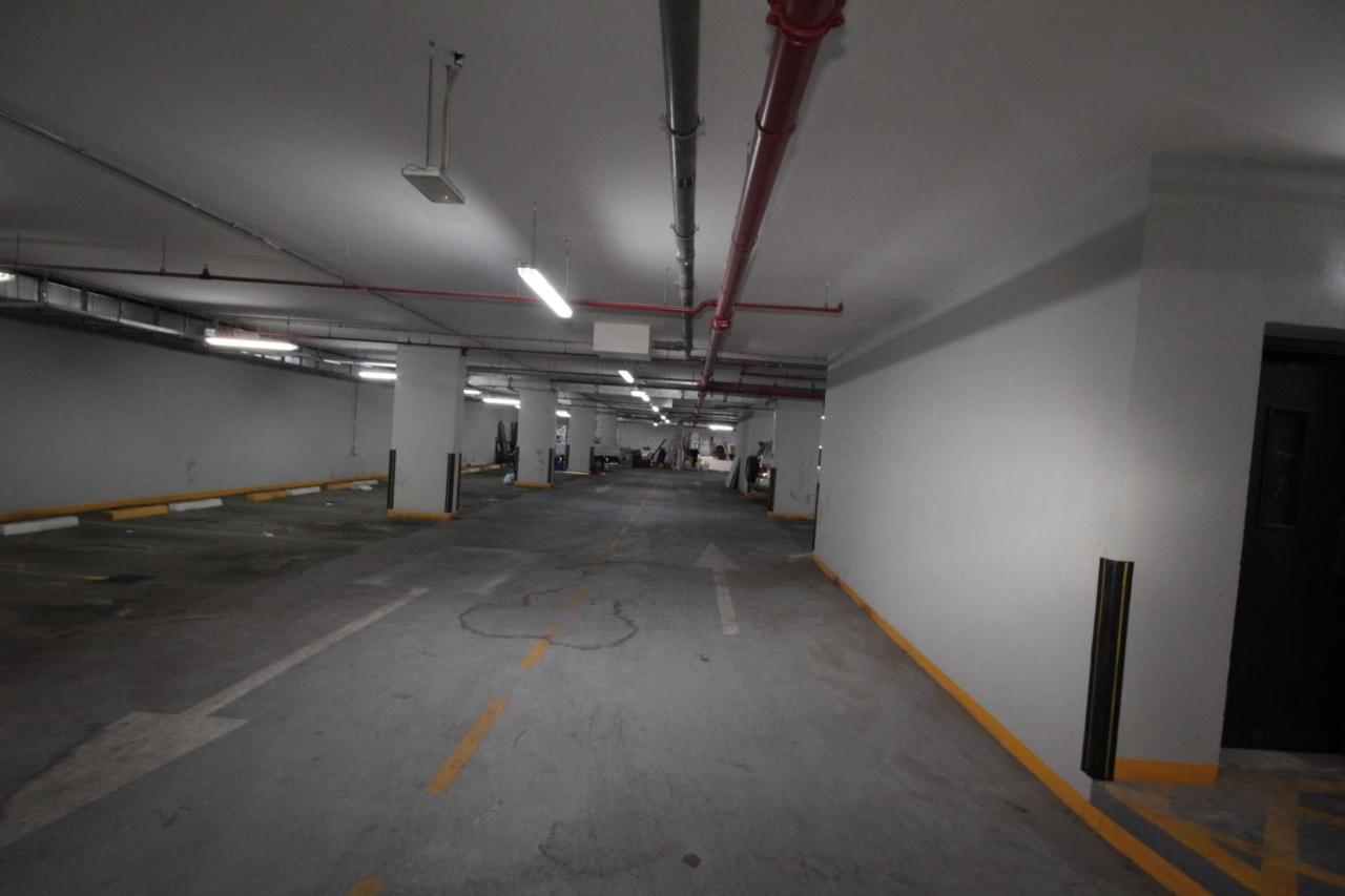 Cozy Rooms And Small Partitions For Men Guests In ดูไบ ภายนอก รูปภาพ